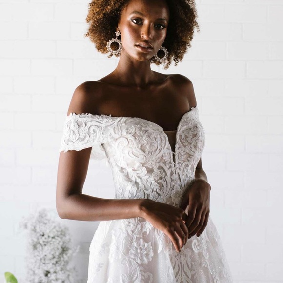 Essense of Australia Brand New Wedding Gown - Picture 8 of 8